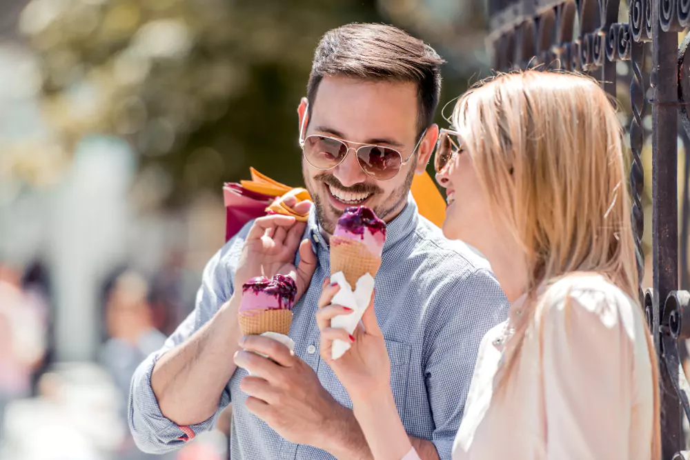 couple eating ice cream