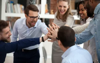 15 Fun Group Icebreakers for Small Groups & Large Groups